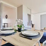 Apartman Loft Lumineux Pres Du Port Du Canal