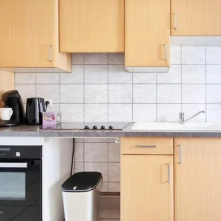 Loft Lumineux Pres Du Port Du Canal Apartment